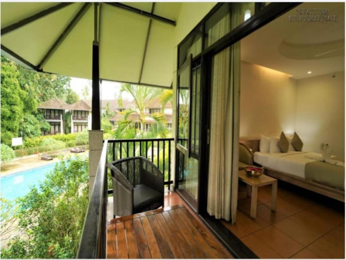 Whispering Waters Hotel Malayāttūr Exterior foto
