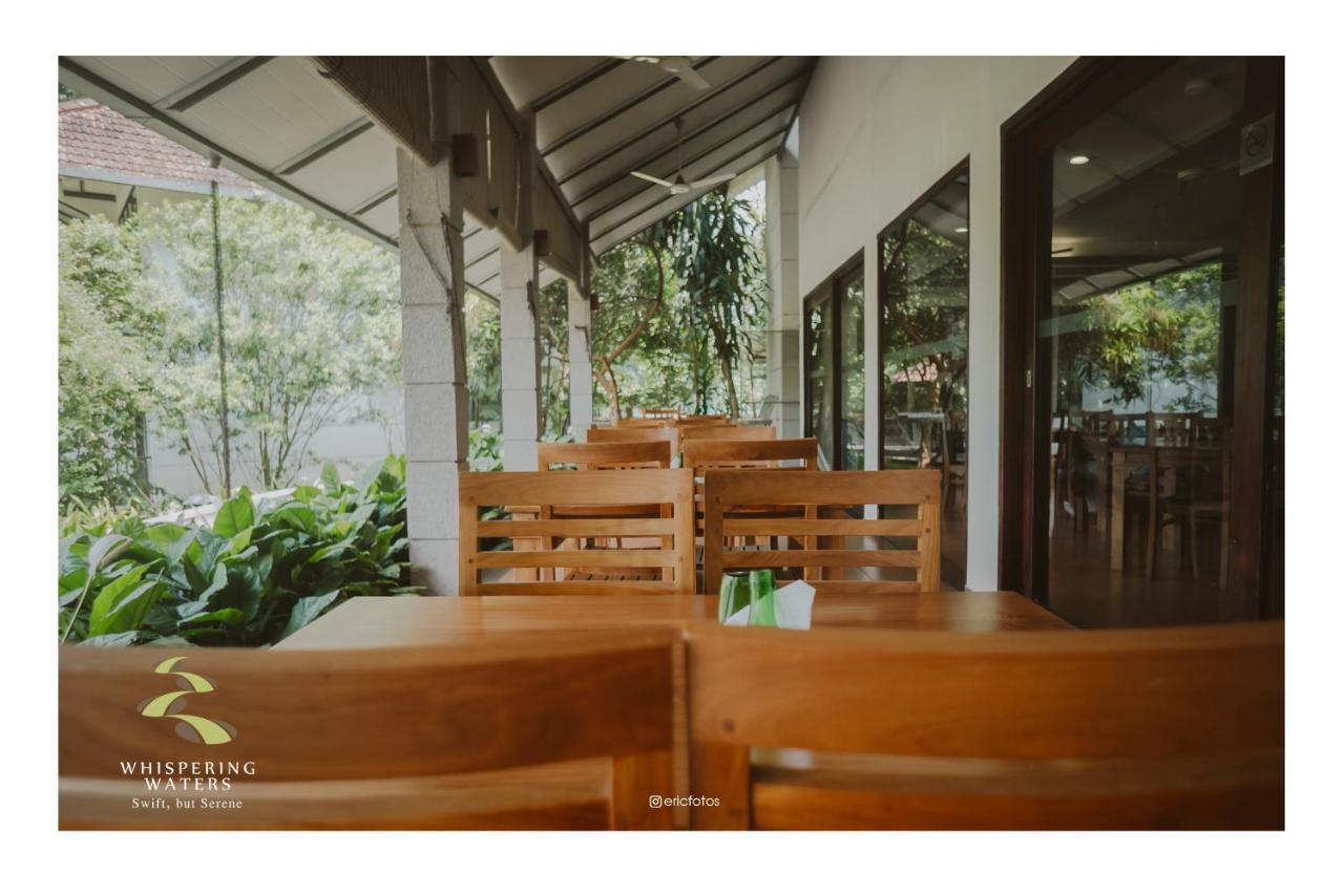 Whispering Waters Hotel Malayāttūr Exterior foto