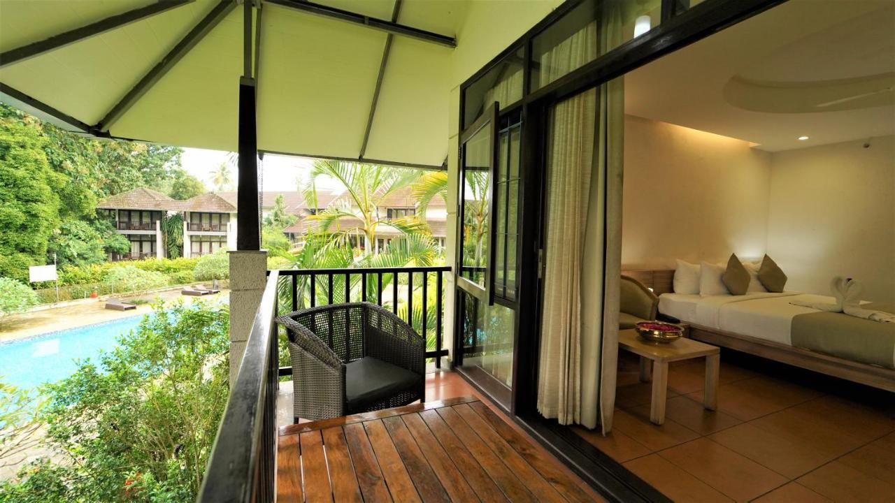 Whispering Waters Hotel Malayāttūr Exterior foto